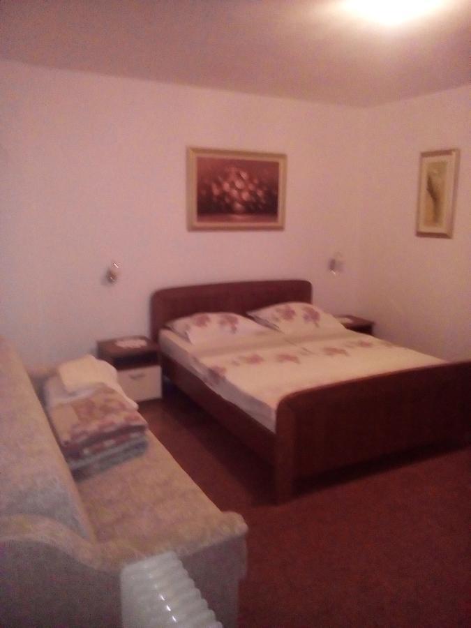 Filipo Apartments Пореч Екстер'єр фото