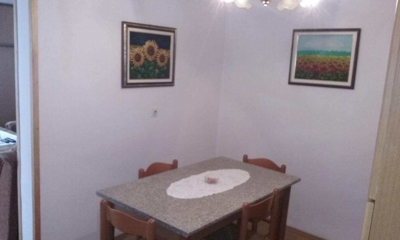 Filipo Apartments Пореч Екстер'єр фото