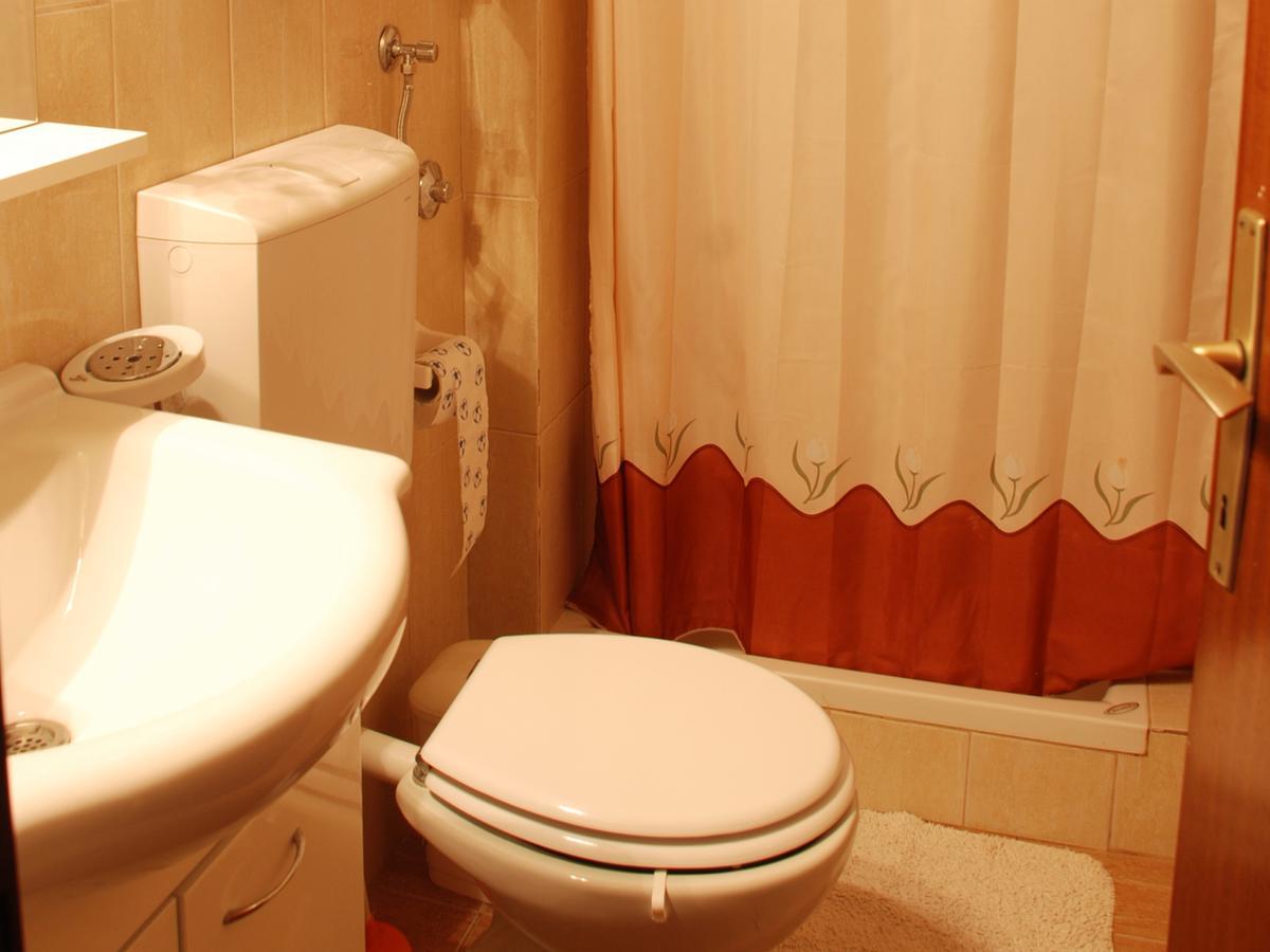 Filipo Apartments Пореч Екстер'єр фото