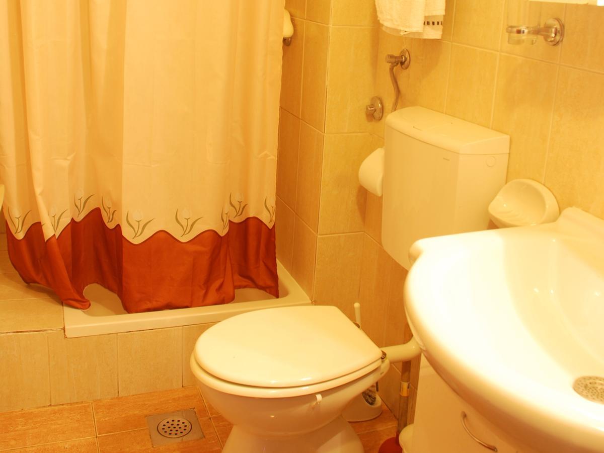 Filipo Apartments Пореч Екстер'єр фото