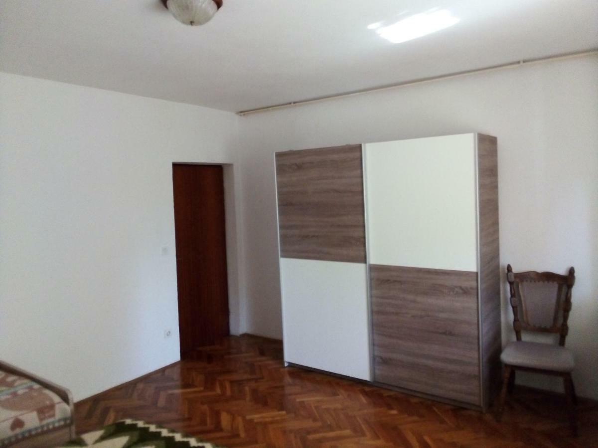 Filipo Apartments Пореч Екстер'єр фото