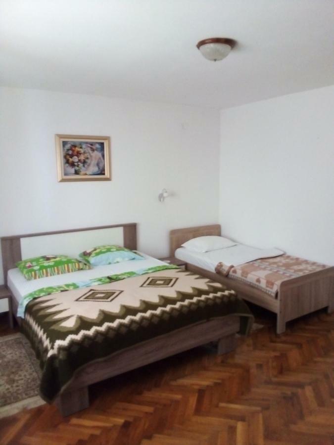 Filipo Apartments Пореч Екстер'єр фото